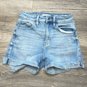 KanCan Kurvy Ultra High Rise Light Wash Shorts, size 25